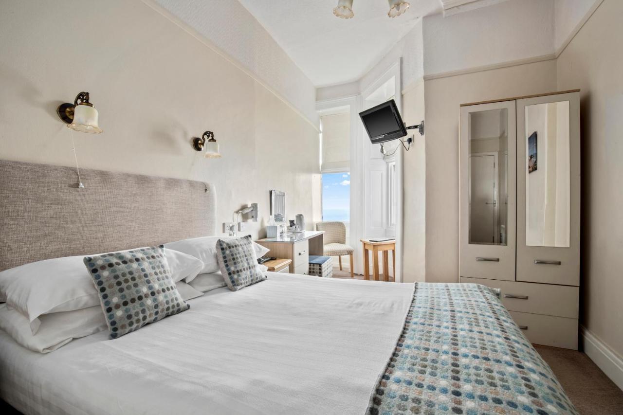 טנבי Giltar Hotel מראה חיצוני תמונה