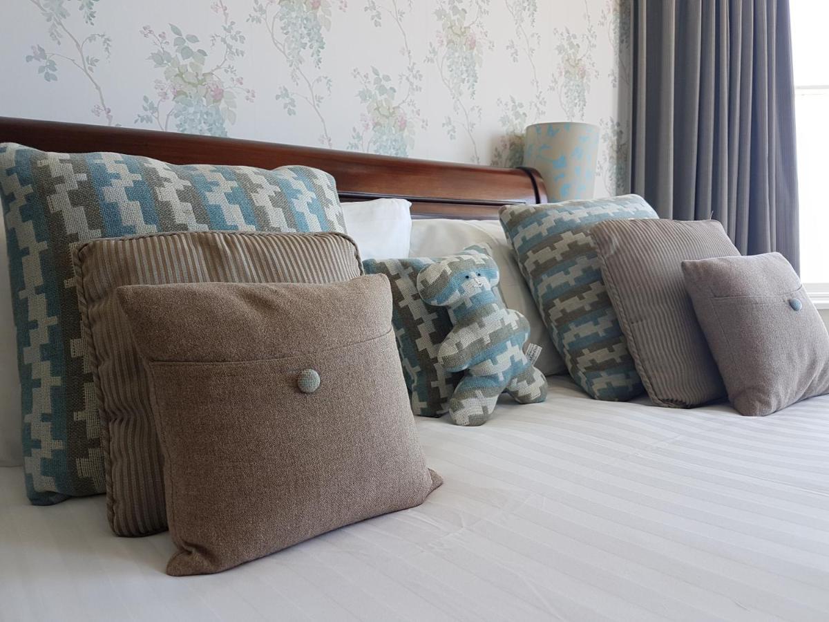 טנבי Giltar Hotel מראה חיצוני תמונה