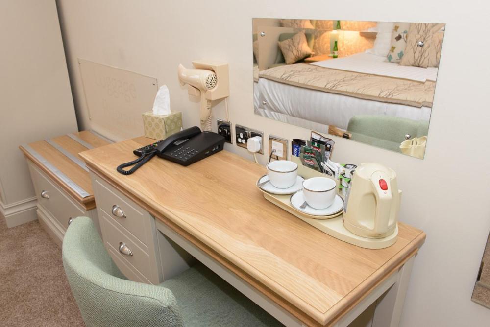 טנבי Giltar Hotel מראה חיצוני תמונה
