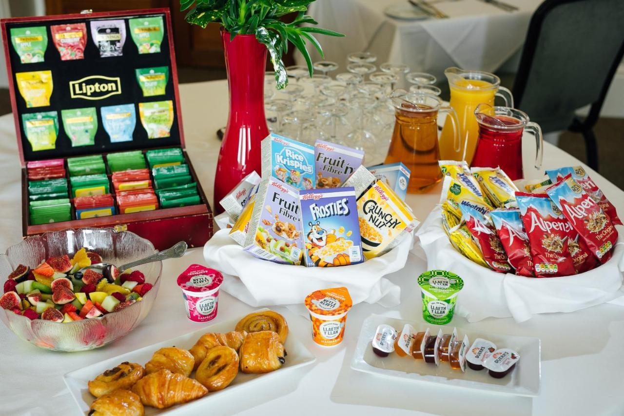 טנבי Giltar Hotel מראה חיצוני תמונה