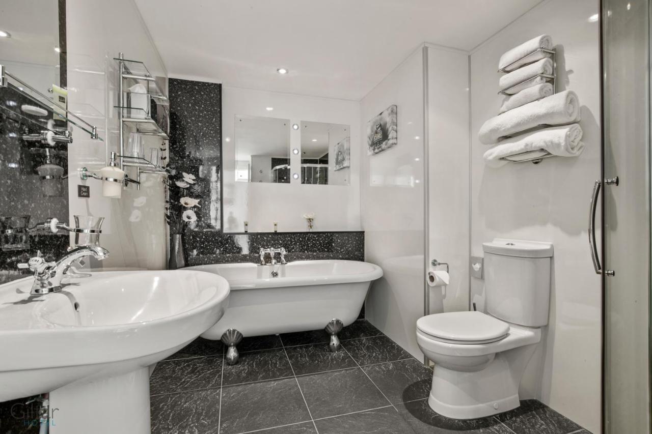 טנבי Giltar Hotel מראה חיצוני תמונה